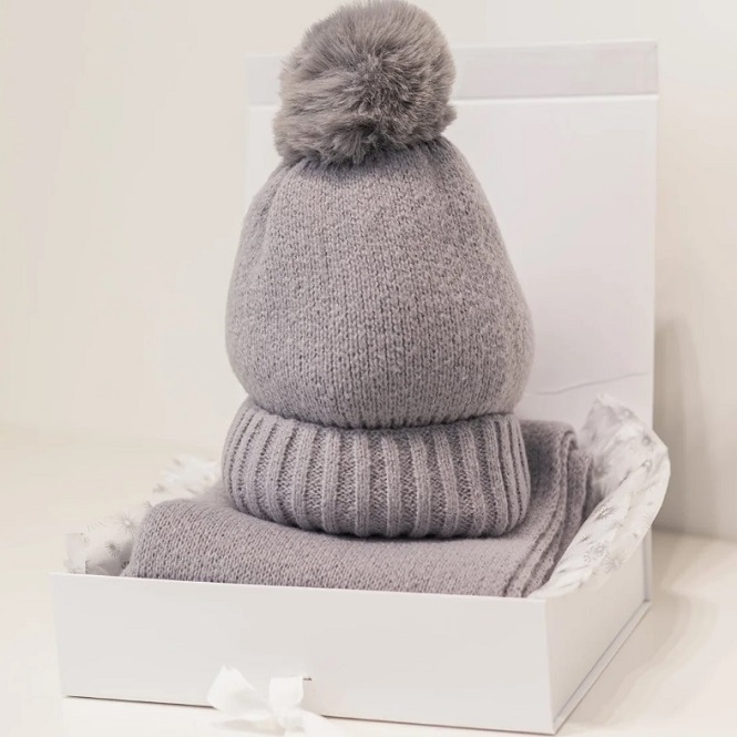 Soft baby alpaca wool hat for cold weather